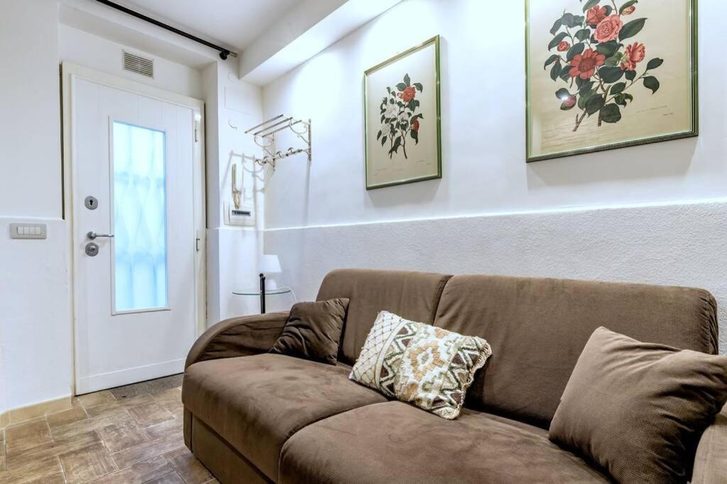 Lovely Apartment Ground Floor Colosseo Wi-Fi Ac روما المظهر الخارجي الصورة