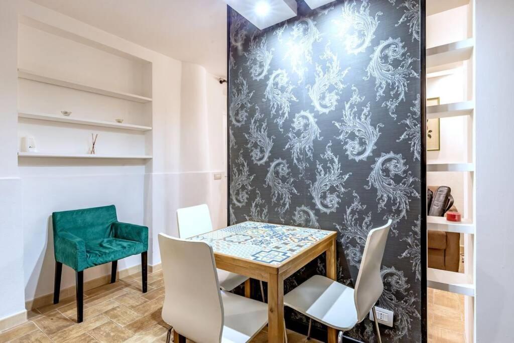 Lovely Apartment Ground Floor Colosseo Wi-Fi Ac روما المظهر الخارجي الصورة