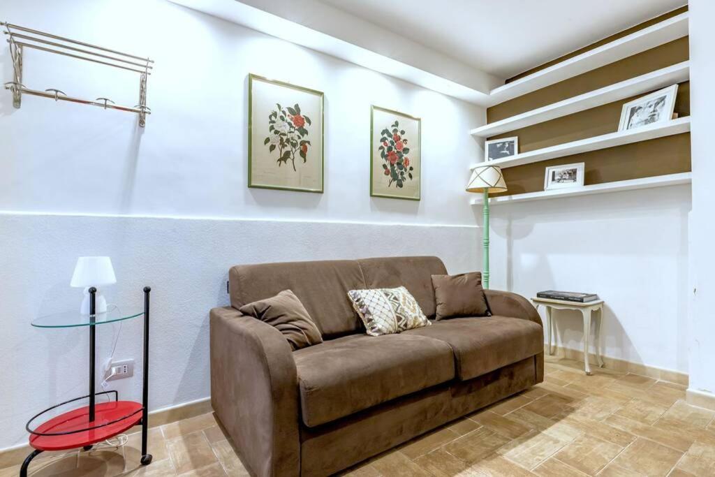 Lovely Apartment Ground Floor Colosseo Wi-Fi Ac روما المظهر الخارجي الصورة